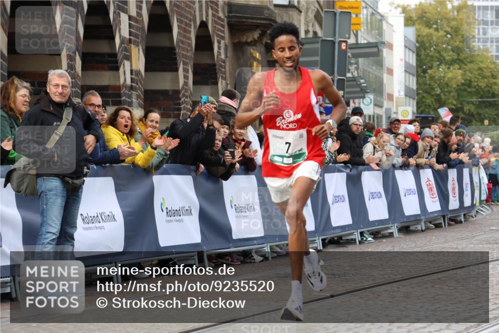 05.10.2025 - 20. swb-Marathon Bremen Strokosch-Dieckow http://msf.ph/oto/9235520 05.10.2025 12:38:39 Ziel 7, 1351 meine-sportfotos.de