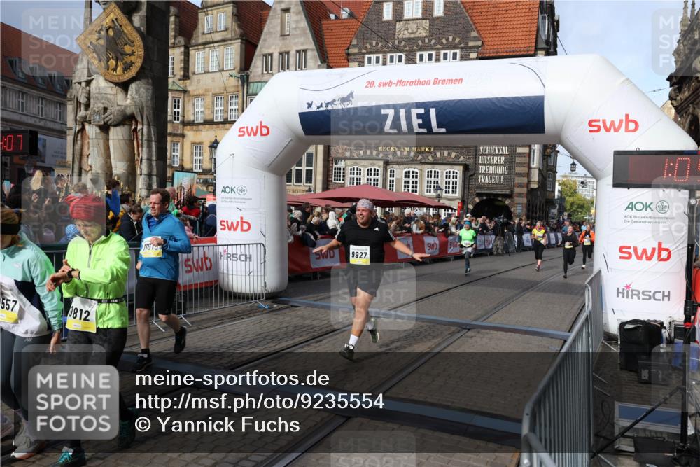05.10.2025 - 20. swb-Marathon Bremen Yannick Fuchs http://msf.ph/oto/9235554 05.10.2025 11:04:56 Ziel 9532, 9765, 9812, 9866, 9927, 10422, 10451, 10557, 10964, 11035, 11315, 11427, 11546, 11615 meine-sportfotos.de