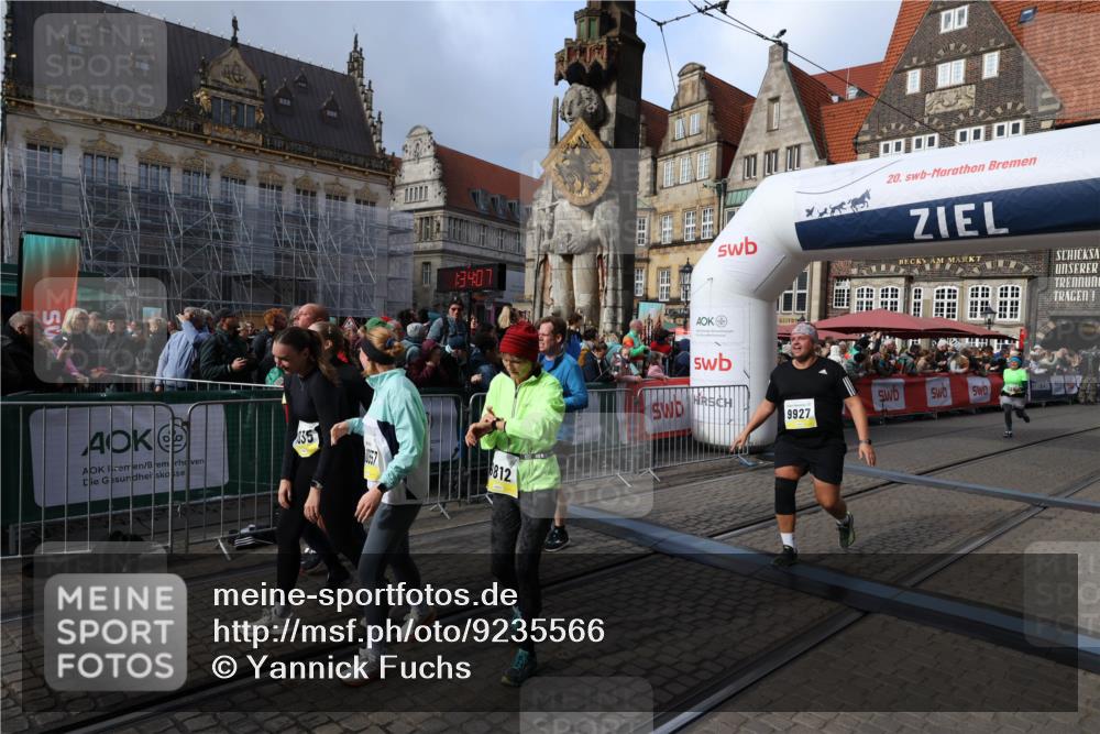 05.10.2025 - 20. swb-Marathon Bremen Yannick Fuchs http://msf.ph/oto/9235566 05.10.2025 11:04:57 Ziel 9532, 9765, 9812, 9866, 9927, 10422, 10451, 10557, 10891, 10964, 11035, 11315, 11427, 11546, 11615, 11636 meine-sportfotos.de