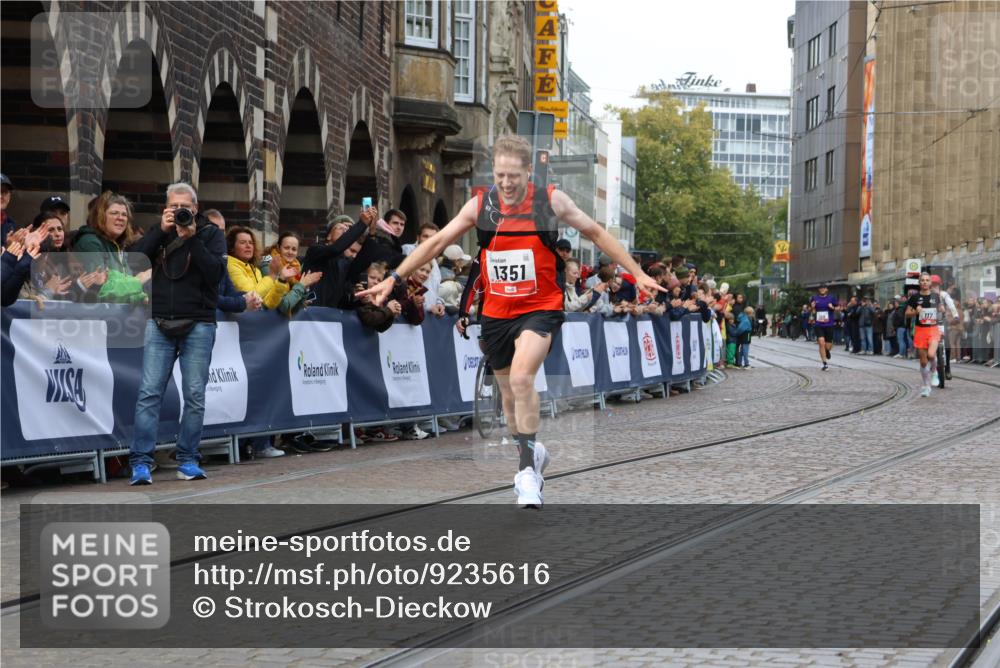 05.10.2025 - 20. swb-Marathon Bremen Strokosch-Dieckow http://msf.ph/oto/9235616 05.10.2025 12:38:45 Ziel 117, 1351 meine-sportfotos.de