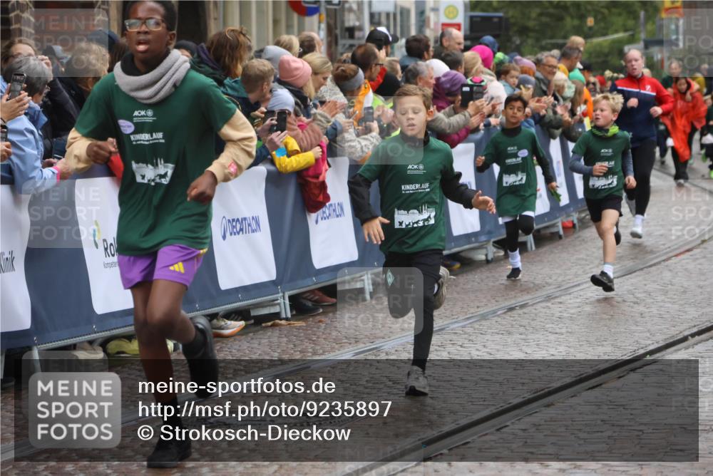 05.10.2025 - 20. swb-Marathon Bremen Strokosch-Dieckow http://msf.ph/oto/9235897 05.10.2025 15:20:07 Ziel  meine-sportfotos.de