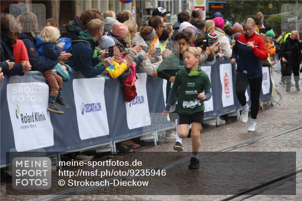 05.10.2025 - 20. swb-Marathon Bremen Strokosch-Dieckow http://msf.ph/oto/9235946 05.10.2025 15:20:09 Ziel  meine-sportfotos.de