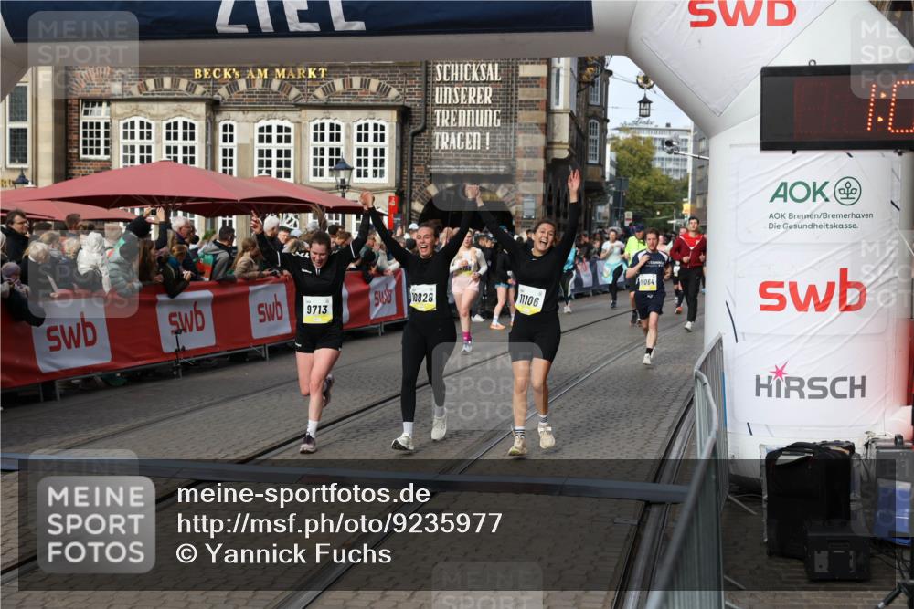 05.10.2025 - 20. swb-Marathon Bremen Yannick Fuchs http://msf.ph/oto/9235977 05.10.2025 11:05:31 Ziel 9515, 9690, 9713, 9908, 9944, 10158, 10828, 11064, 11106, 11540 meine-sportfotos.de
