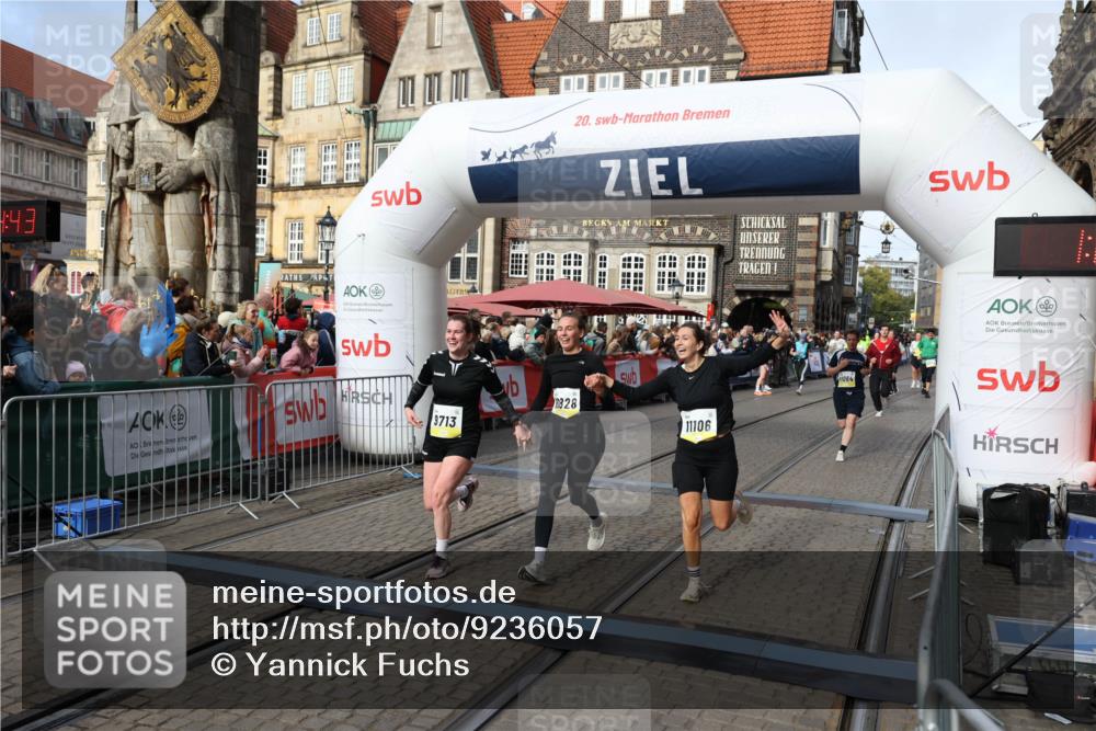 05.10.2025 - 20. swb-Marathon Bremen Yannick Fuchs http://msf.ph/oto/9236057 05.10.2025 11:05:32 Ziel 9515, 9713, 9908, 9944, 10158, 10289, 10828, 11064, 11106 meine-sportfotos.de