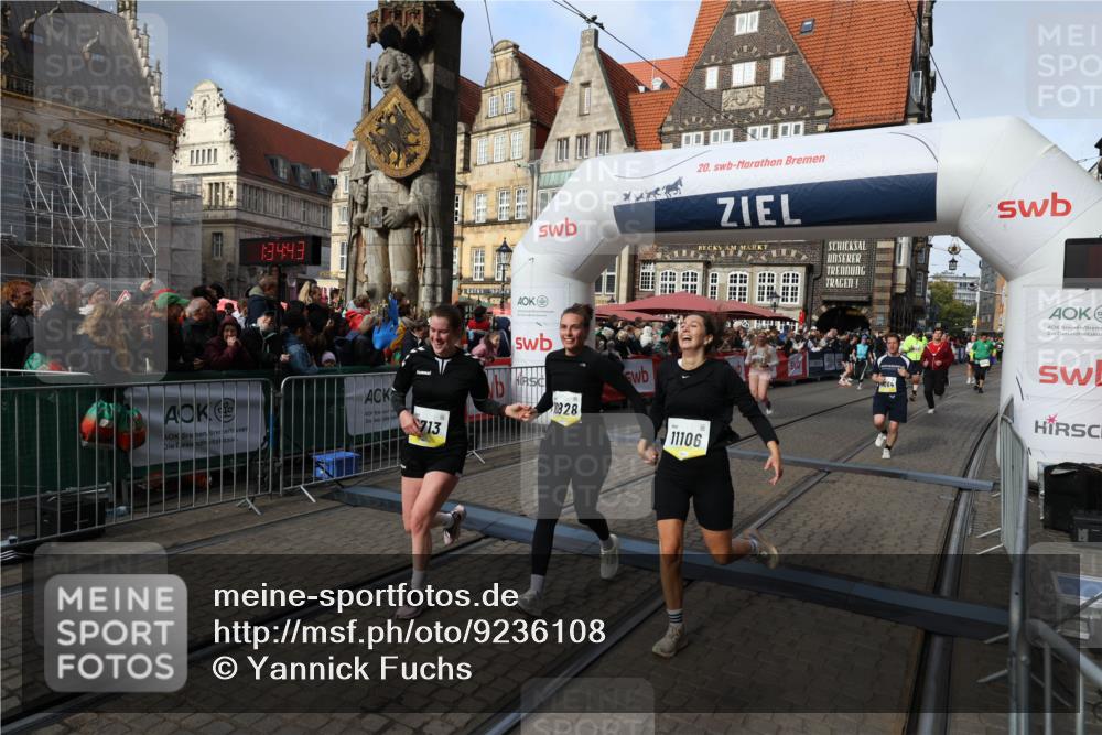 05.10.2025 - 20. swb-Marathon Bremen Yannick Fuchs http://msf.ph/oto/9236108 05.10.2025 11:05:33 Ziel 9515, 9713, 9944, 10158, 10289, 10511, 10828, 11064, 11106 meine-sportfotos.de