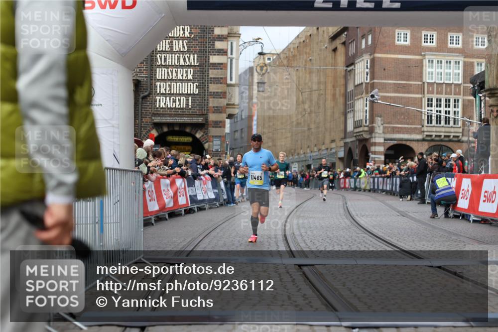 05.10.2025 - 20. swb-Marathon Bremen Yannick Fuchs http://msf.ph/oto/9236112 05.10.2025 10:38:03 Ziel 10775, 11465 meine-sportfotos.de