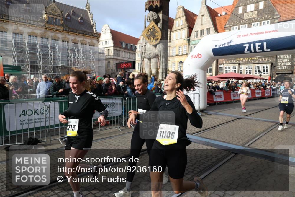 05.10.2025 - 20. swb-Marathon Bremen Yannick Fuchs http://msf.ph/oto/9236160 05.10.2025 11:05:33 Ziel 9515, 9713, 9944, 10158, 10289, 10511, 10828, 11064, 11106 meine-sportfotos.de