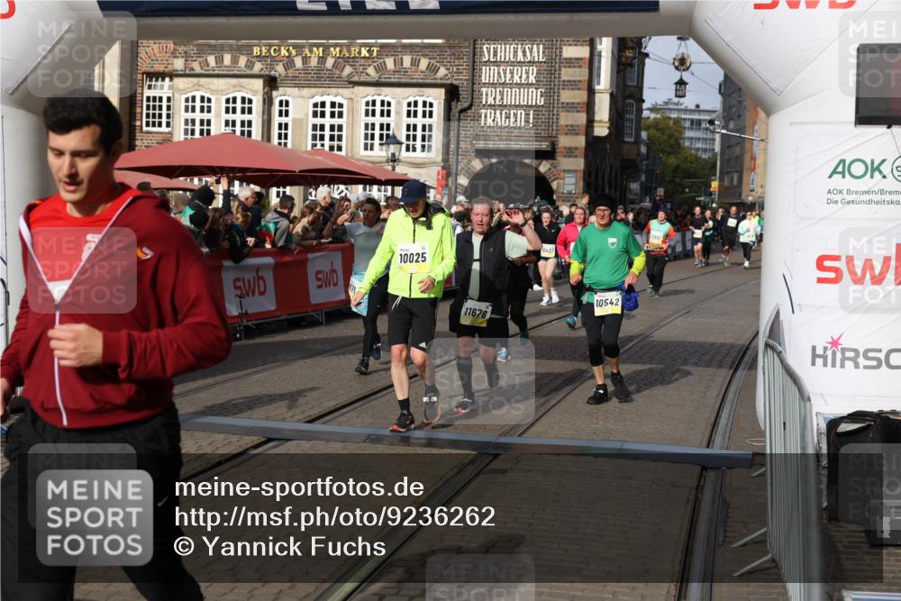 05.10.2025 - 20. swb-Marathon Bremen Yannick Fuchs http://msf.ph/oto/9236262 05.10.2025 11:05:37 Ziel 7654, 9713, 9752, 10025, 10158, 10289, 10426, 10511, 10542, 10828, 11064, 11106, 11164, 11676 meine-sportfotos.de
