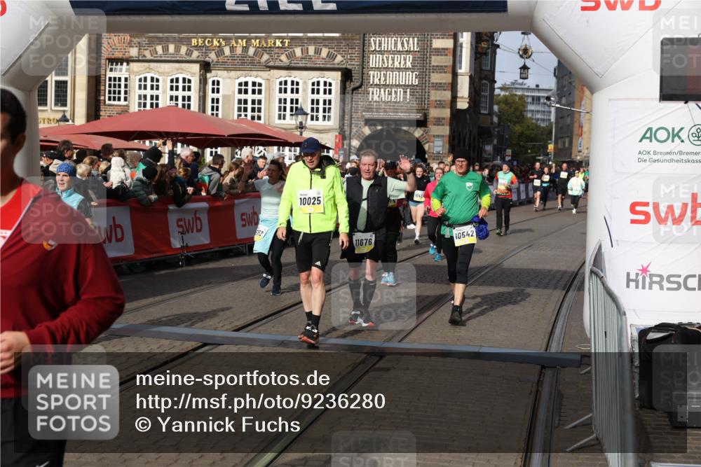 05.10.2025 - 20. swb-Marathon Bremen Yannick Fuchs http://msf.ph/oto/9236280 05.10.2025 11:05:37 Ziel 7654, 9713, 9752, 10025, 10158, 10289, 10426, 10511, 10542, 10828, 11064, 11106, 11164, 11676 meine-sportfotos.de