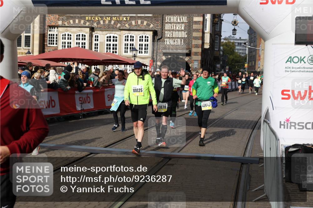 05.10.2025 - 20. swb-Marathon Bremen Yannick Fuchs http://msf.ph/oto/9236287 05.10.2025 11:05:37 Ziel 7654, 9713, 9752, 10025, 10158, 10289, 10426, 10511, 10542, 10828, 11064, 11106, 11164, 11676 meine-sportfotos.de