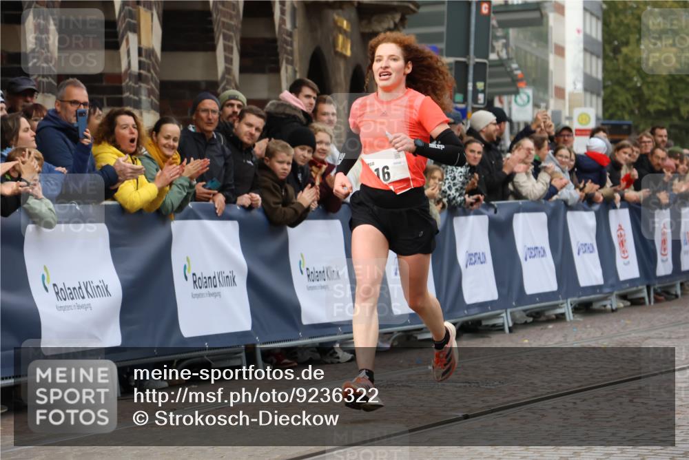 05.10.2025 - 20. swb-Marathon Bremen Strokosch-Dieckow http://msf.ph/oto/9236322 05.10.2025 12:39:17 Ziel 16 meine-sportfotos.de