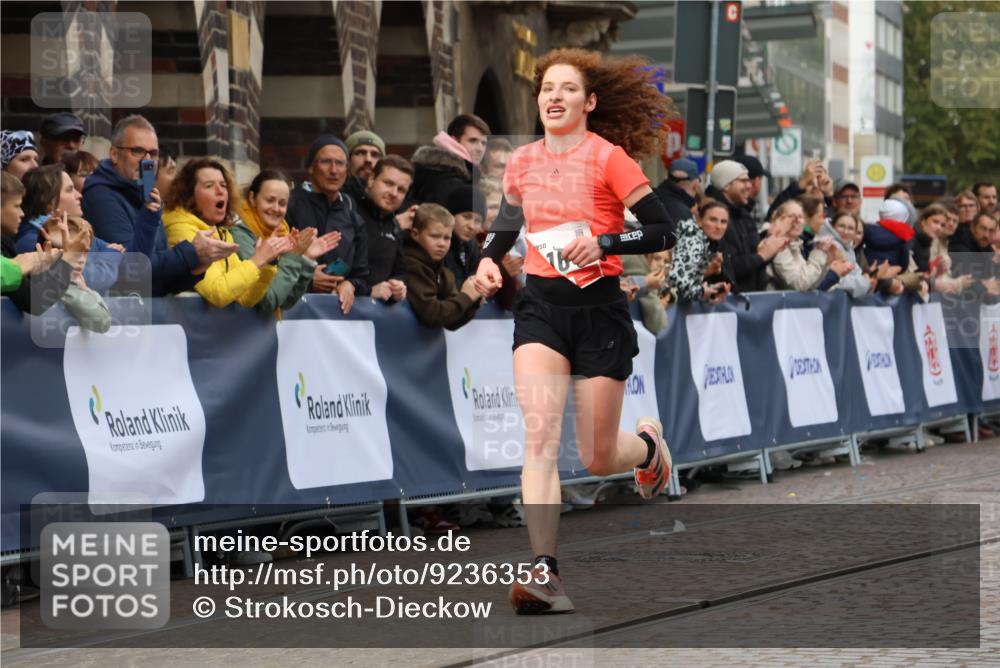 05.10.2025 - 20. swb-Marathon Bremen Strokosch-Dieckow http://msf.ph/oto/9236353 05.10.2025 12:39:17 Ziel 16 meine-sportfotos.de