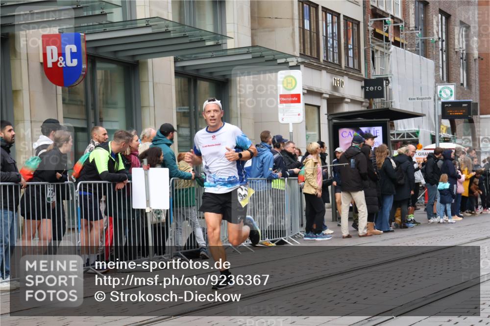 05.10.2025 - 20. swb-Marathon Bremen Strokosch-Dieckow http://msf.ph/oto/9236367 05.10.2025 10:44:31 Ziel 9202, 9590, 9678, 9878, 10092, 10306, 10554, 10568, 10633, 10851, 11362, 11714, 9202, 9590, 9678, 9878, 10092, 10306, 10554, 10568, 10633, 10851, 11362, 11714 meine-sportfotos.de