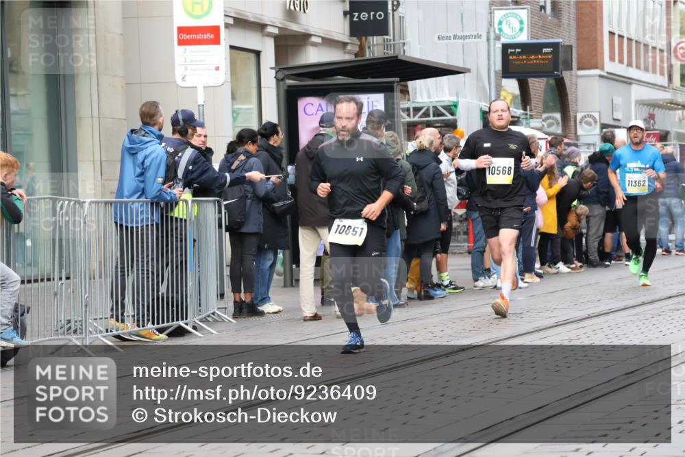 05.10.2025 - 20. swb-Marathon Bremen Strokosch-Dieckow http://msf.ph/oto/9236409 05.10.2025 10:44:39 Ziel 9202, 9590, 9678, 9878, 10091, 10568, 10633, 10851, 11362, 11715, 9202, 9590, 9678, 9878, 10091, 10568, 10633, 10851, 11362, 11715 meine-sportfotos.de