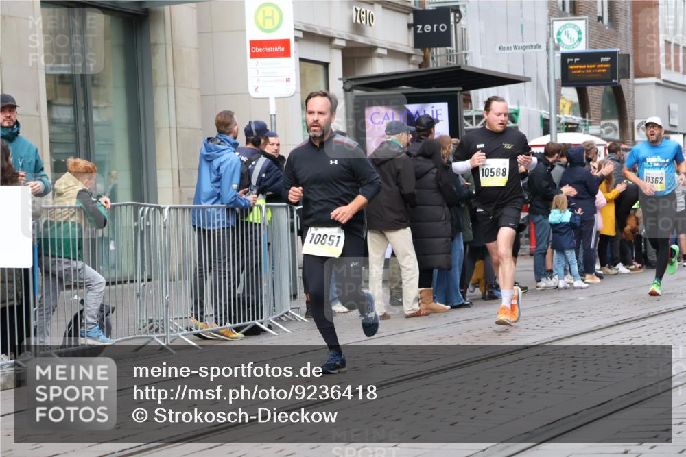 05.10.2025 - 20. swb-Marathon Bremen Strokosch-Dieckow http://msf.ph/oto/9236418 05.10.2025 10:44:40 Ziel 9202, 9590, 9678, 10091, 10568, 10633, 10822, 10851, 11362, 11715, 9202, 9590, 9678, 10091, 10568, 10633, 10822, 10851, 11362, 11715 meine-sportfotos.de