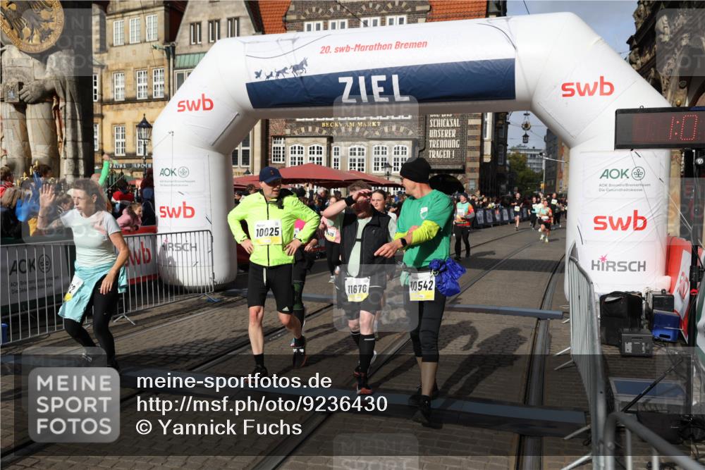 05.10.2025 - 20. swb-Marathon Bremen Yannick Fuchs http://msf.ph/oto/9236430 05.10.2025 11:05:40 Ziel 7654, 9210, 9419, 9752, 10025, 10158, 10289, 10426, 10437, 10511, 10542, 11064, 11164, 11676, 11681 meine-sportfotos.de