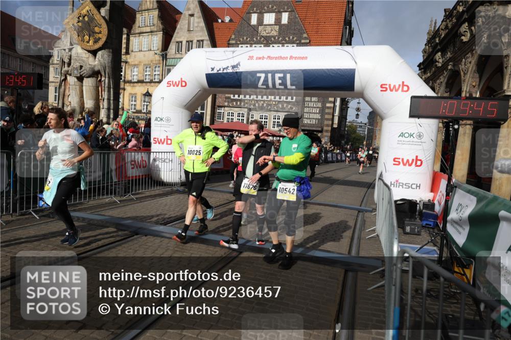 05.10.2025 - 20. swb-Marathon Bremen Yannick Fuchs http://msf.ph/oto/9236457 05.10.2025 11:05:41 Ziel 7654, 9210, 9419, 9752, 10025, 10158, 10289, 10426, 10437, 10511, 10542, 10999, 11164, 11676, 11681 meine-sportfotos.de