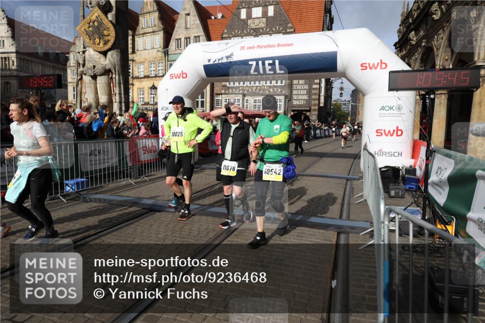 05.10.2025 - 20. swb-Marathon Bremen Yannick Fuchs http://msf.ph/oto/9236468 05.10.2025 11:05:41 Ziel 7654, 9210, 9419, 9752, 10025, 10158, 10289, 10426, 10437, 10511, 10542, 10999, 11164, 11676, 11681 meine-sportfotos.de