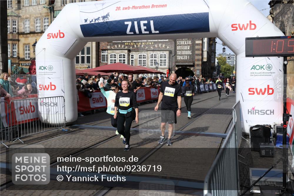 05.10.2025 - 20. swb-Marathon Bremen Yannick Fuchs http://msf.ph/oto/9236719 05.10.2025 11:05:49 Ziel 9335, 9423, 10197, 10529, 10843, 10844, 10999, 11604, 11681 meine-sportfotos.de