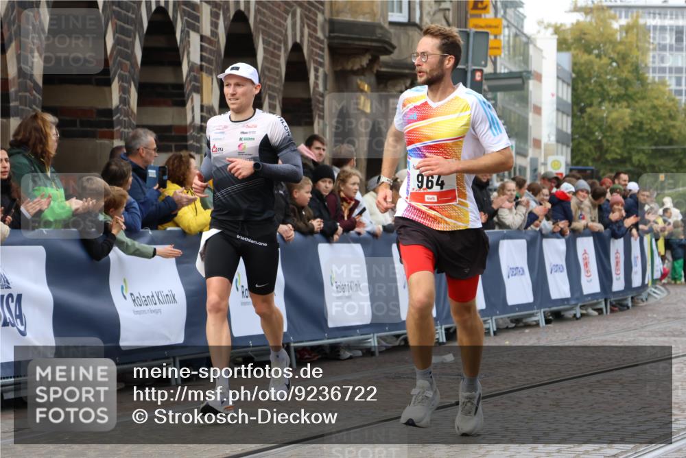 05.10.2025 - 20. swb-Marathon Bremen Strokosch-Dieckow http://msf.ph/oto/9236722 05.10.2025 12:39:57 Ziel 964, 1528 meine-sportfotos.de