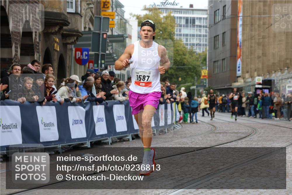 05.10.2025 - 20. swb-Marathon Bremen Strokosch-Dieckow http://msf.ph/oto/9236813 05.10.2025 12:39:59 Ziel 964, 1528 meine-sportfotos.de