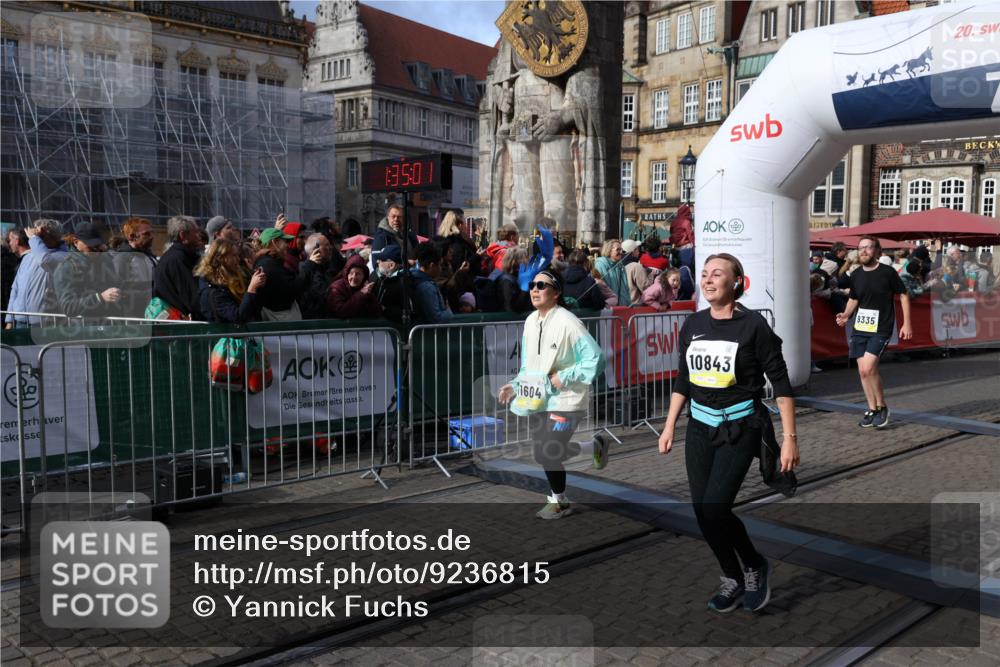 05.10.2025 - 20. swb-Marathon Bremen Yannick Fuchs http://msf.ph/oto/9236815 05.10.2025 11:05:50 Ziel 9335, 9423, 10197, 10529, 10769, 10843, 10844, 10999, 11604 meine-sportfotos.de