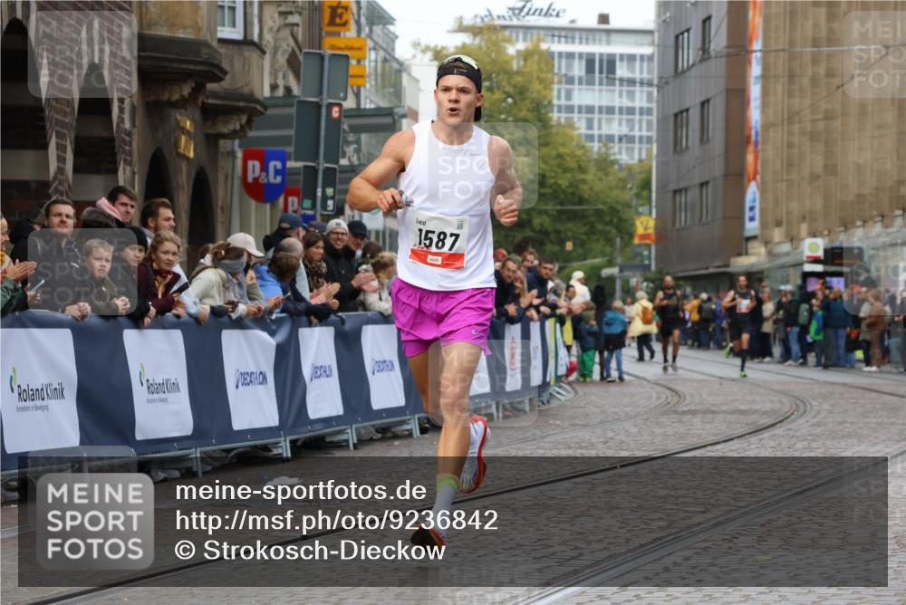 05.10.2025 - 20. swb-Marathon Bremen Strokosch-Dieckow http://msf.ph/oto/9236842 05.10.2025 12:39:59 Ziel 964, 1528 meine-sportfotos.de