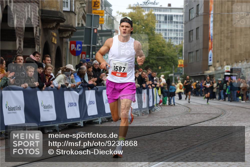 05.10.2025 - 20. swb-Marathon Bremen Strokosch-Dieckow http://msf.ph/oto/9236868 05.10.2025 12:40:00 Ziel 964, 1528 meine-sportfotos.de