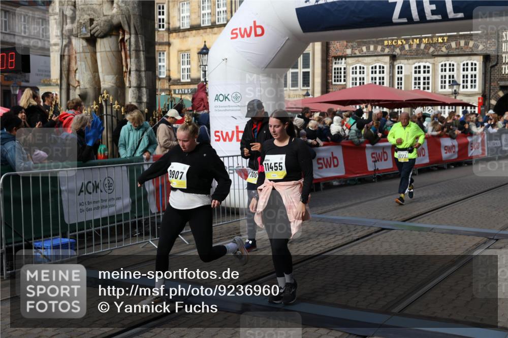05.10.2025 - 20. swb-Marathon Bremen Yannick Fuchs http://msf.ph/oto/9236960 05.10.2025 11:05:58 Ziel 7777, 9423, 9907, 10619, 10769, 11455 meine-sportfotos.de