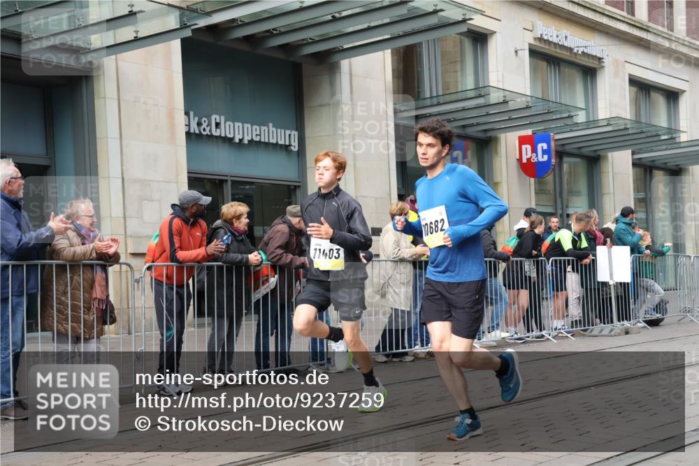 05.10.2025 - 20. swb-Marathon Bremen Strokosch-Dieckow http://msf.ph/oto/9237259 05.10.2025 10:45:22 Ziel 28, 8000, 9200, 9222, 9250, 9285, 9709, 9960, 10053, 10350, 10639, 10682, 10773, 10792, 10823, 11678, 11745, 28, 8000, 9200, 9222, 9250, 9285, 9709, 9960, 10053, 10350, 10639, 10682, 10773, 10792, 10823, 11678, 11745 meine-sportfotos.de