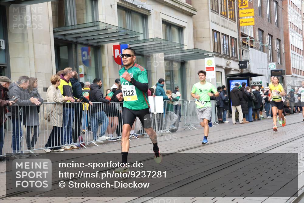 05.10.2025 - 20. swb-Marathon Bremen Strokosch-Dieckow http://msf.ph/oto/9237281 05.10.2025 10:45:23 Ziel 28, 8000, 9200, 9222, 9250, 9285, 9709, 9960, 10053, 10350, 10639, 10682, 10773, 10792, 10823, 11678, 11745, 28, 8000, 9200, 9222, 9250, 9285, 9709, 9960, 10053, 10350, 10639, 10682, 10773, 10792, 10823, 11678, 11745 meine-sportfotos.de
