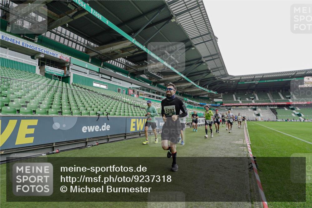 05.10.2025 - 20. swb-Marathon Bremen Michael Burmester http://msf.ph/oto/9237318 05.10.2025 13:00:21 Laufen im Stadion 47, 52, 271, 283, 491, 498, 575, 627, 694, 860, 954, 978, 1017, 1116, 1182, 1471, 1525, 1548, 1606, 1806, 2007, 2504, 2518, 2609, 2745, 2782, 2822, 2866, 2915, 3040, 3104, 3160, 3169, 3177, 3230, 3237, 3293, 3549, 3592, 3605, 3783, 4034, 4035, 4046, 4181, 4202, 4220, 4502, 4592, 4661, 4824, 4879, 5272, 5610, 5627, 5663, 6027, 6057, 6126, 6208, 6389, 6439, 6440, 6523, 6536, 6636, 6674, 6704, 6762, 6881, 7295, 7307, 7537, 7598, 7679, 8258, 8699, 27, 807, 1043 meine-sportfotos.de