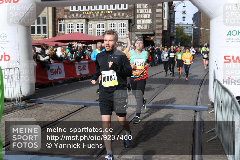 05.10.2025 - 20. swb-Marathon Bremen Yannick Fuchs http://msf.ph/oto/9237460 05.10.2025 11:06:12 Ziel 9355, 9786, 9931, 10081, 10095, 10100, 10101, 10462, 10587, 10597, 10623, 11134, 11231, 11425, 11468, 11525 meine-sportfotos.de