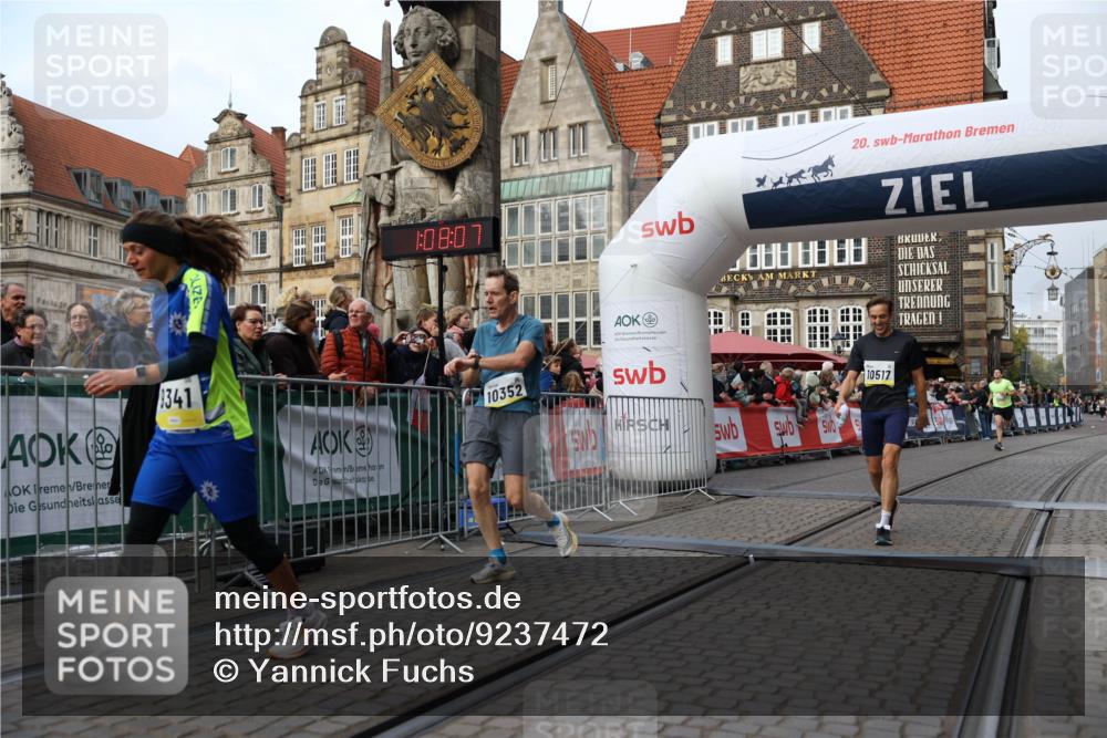 05.10.2025 - 20. swb-Marathon Bremen Yannick Fuchs http://msf.ph/oto/9237472 05.10.2025 10:38:57 Ziel 9341, 10352, 10409, 10517, 10862, 10967, 11132 meine-sportfotos.de