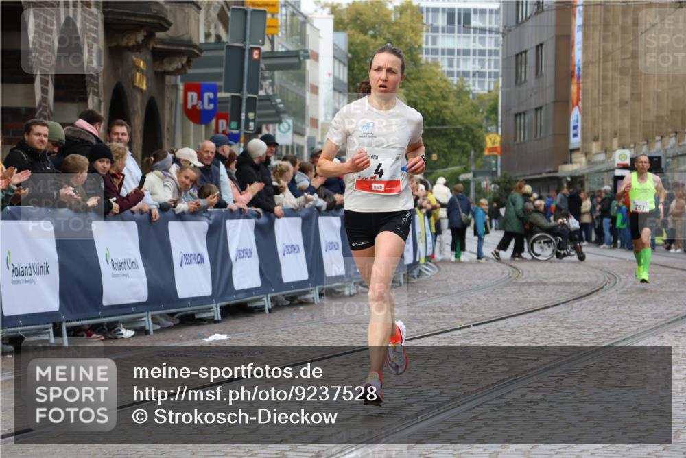 05.10.2025 - 20. swb-Marathon Bremen Strokosch-Dieckow http://msf.ph/oto/9237528 05.10.2025 12:40:30 Ziel 4, 351 meine-sportfotos.de