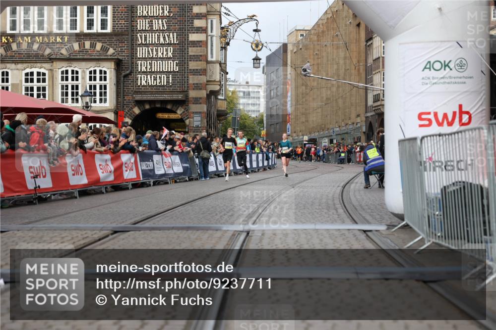 05.10.2025 - 20. swb-Marathon Bremen Yannick Fuchs http://msf.ph/oto/9237711 05.10.2025 10:39:07 Ziel  meine-sportfotos.de
