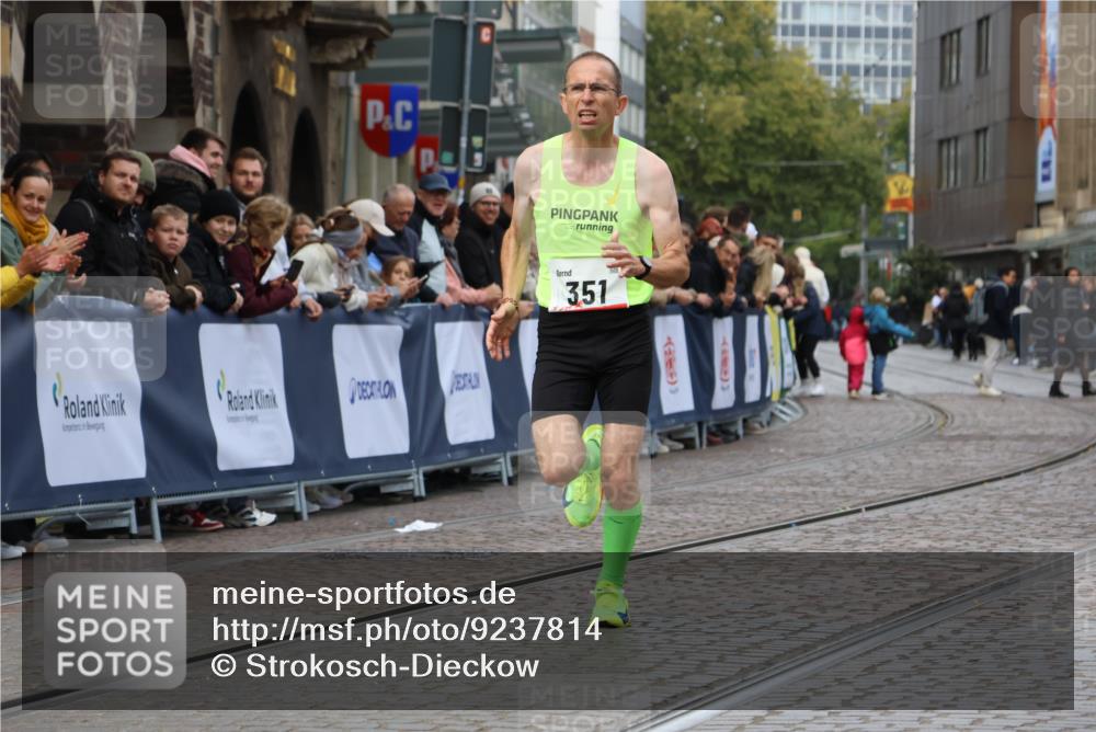 05.10.2025 - 20. swb-Marathon Bremen Strokosch-Dieckow http://msf.ph/oto/9237814 05.10.2025 12:40:36 Ziel 351 meine-sportfotos.de