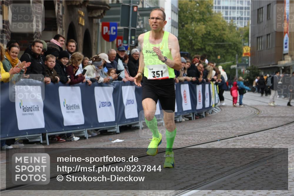 05.10.2025 - 20. swb-Marathon Bremen Strokosch-Dieckow http://msf.ph/oto/9237844 05.10.2025 12:40:36 Ziel 351 meine-sportfotos.de
