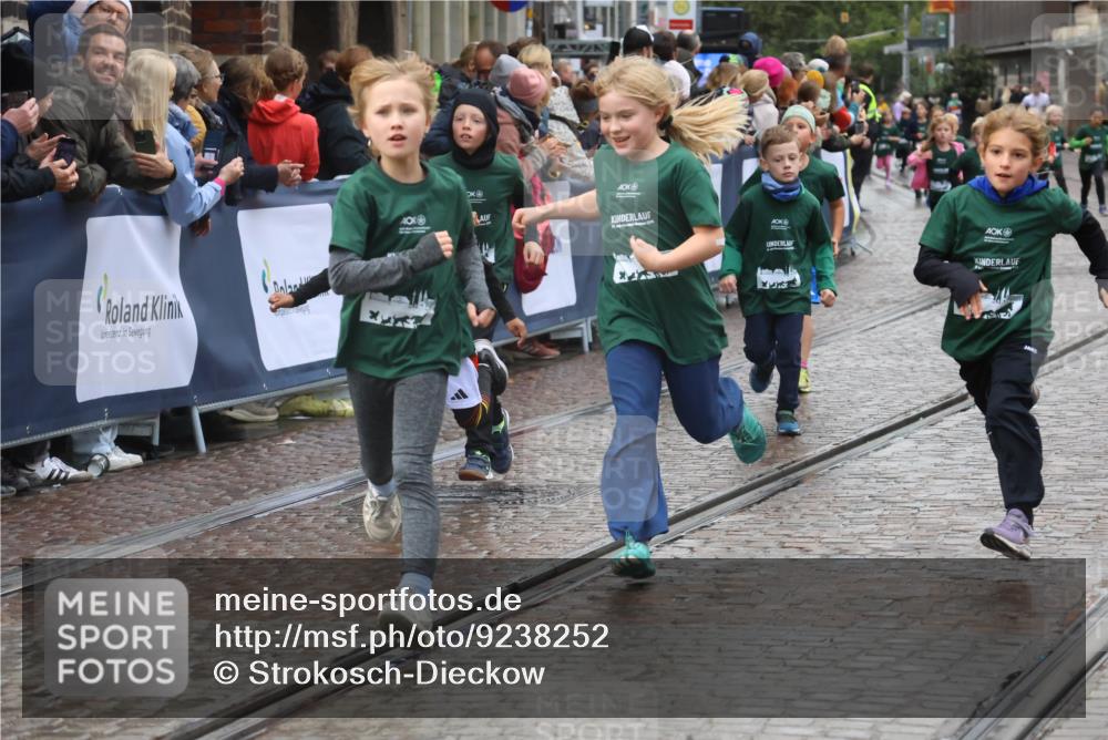 05.10.2025 - 20. swb-Marathon Bremen Strokosch-Dieckow http://msf.ph/oto/9238252 05.10.2025 15:21:04 Ziel  meine-sportfotos.de