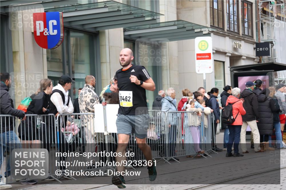 05.10.2025 - 20. swb-Marathon Bremen Strokosch-Dieckow http://msf.ph/oto/9238361 05.10.2025 10:46:06 Ziel 9009, 9207, 9351, 9362, 9400, 9921, 10268, 11167, 11268, 11462, 9009, 9207, 9351, 9362, 9400, 9921, 10268, 11167, 11268, 11462 meine-sportfotos.de