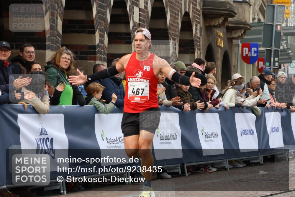 05.10.2025 - 20. swb-Marathon Bremen Strokosch-Dieckow http://msf.ph/oto/9238435 05.10.2025 12:41:19 Ziel 467, 681 meine-sportfotos.de