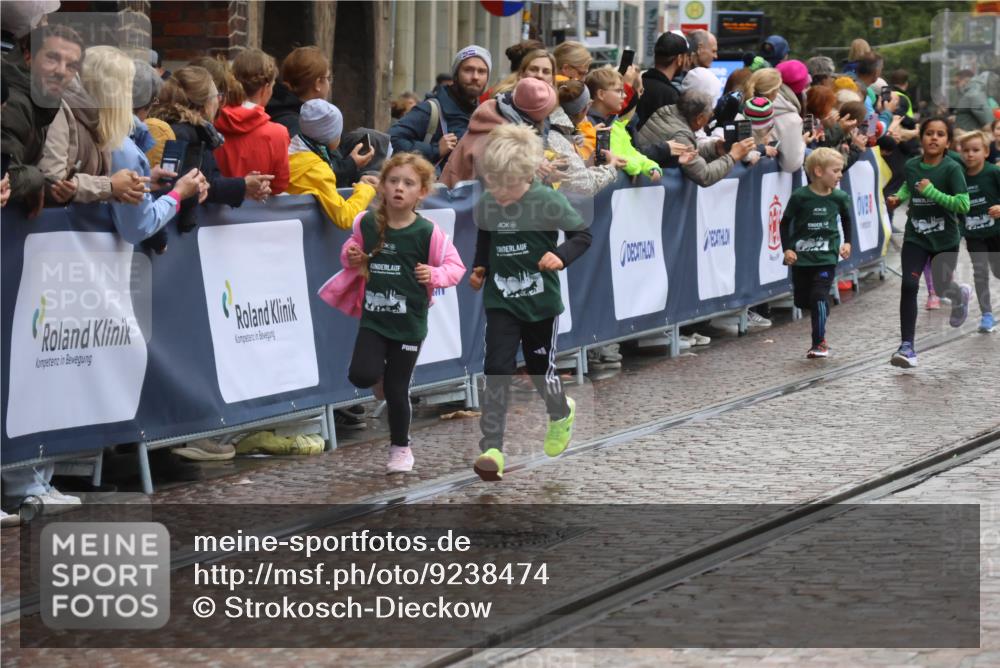 05.10.2025 - 20. swb-Marathon Bremen Strokosch-Dieckow http://msf.ph/oto/9238474 05.10.2025 15:21:10 Ziel  meine-sportfotos.de