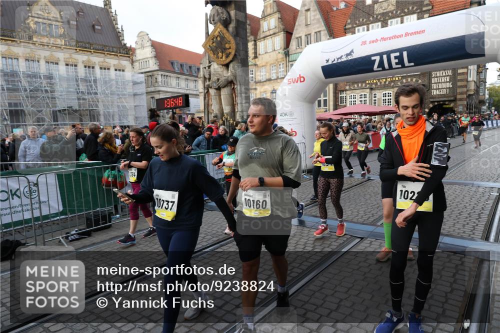 05.10.2025 - 20. swb-Marathon Bremen Yannick Fuchs http://msf.ph/oto/9238824 05.10.2025 11:07:38 Ziel 9483, 9780, 10037, 10160, 10223, 10585, 10737, 10776, 10854, 11159, 11262, 11384, 11529, 11584 meine-sportfotos.de