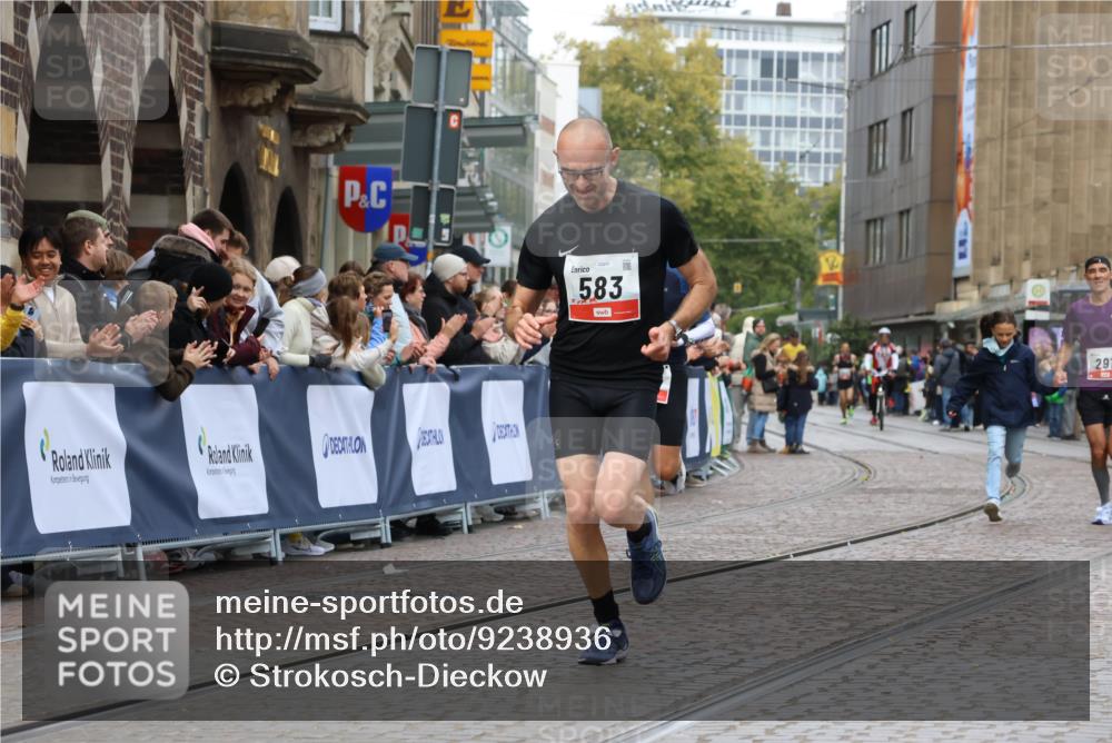 05.10.2025 - 20. swb-Marathon Bremen Strokosch-Dieckow http://msf.ph/oto/9238936 05.10.2025 12:41:58 Ziel 291, 583, 1143 meine-sportfotos.de
