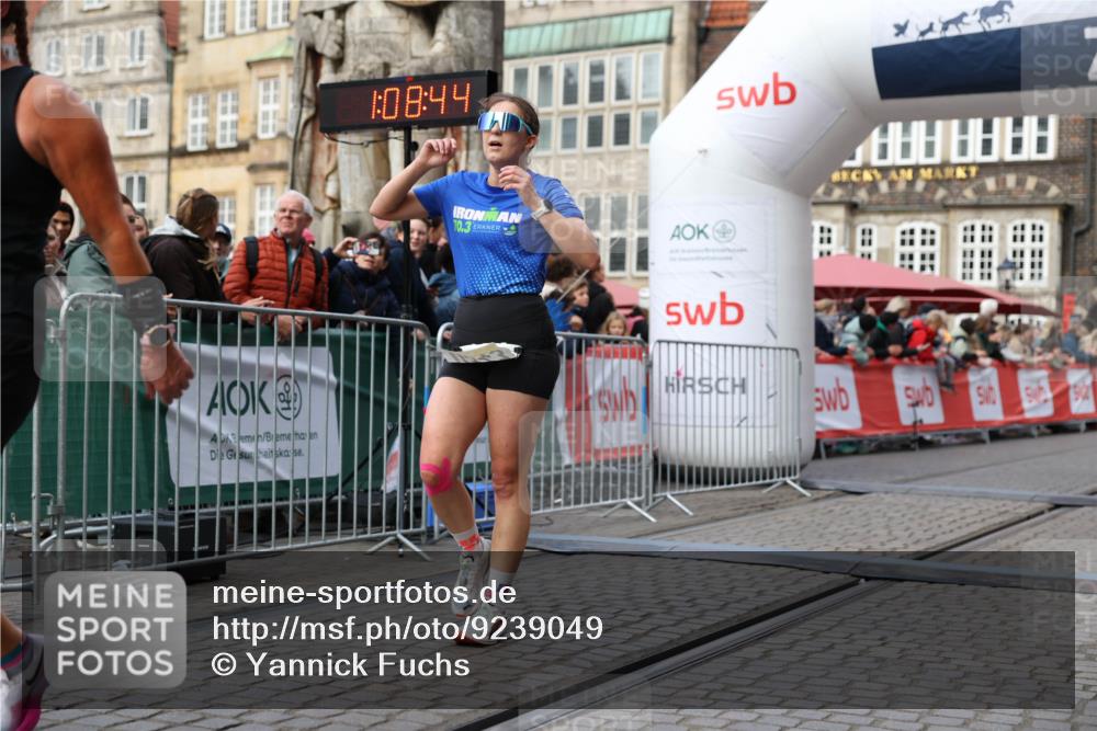 05.10.2025 - 20. swb-Marathon Bremen Yannick Fuchs http://msf.ph/oto/9239049 05.10.2025 10:39:33 Ziel 7111, 9239, 9863, 11067, 11343 meine-sportfotos.de