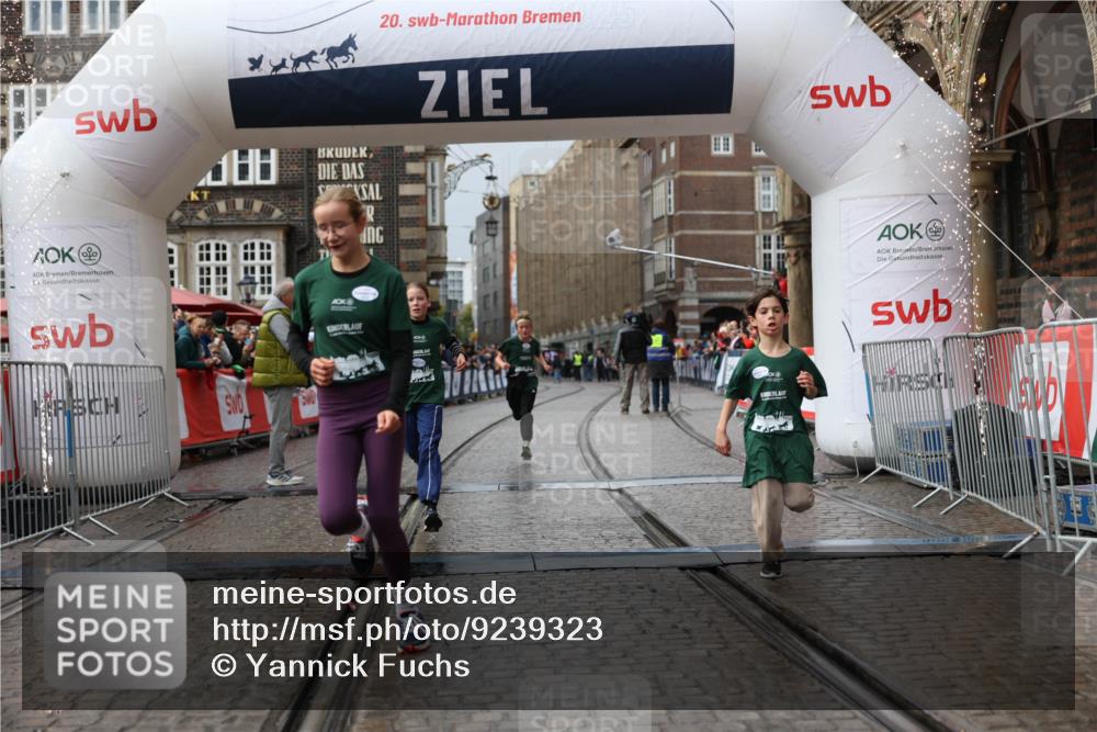 05.10.2025 - 20. swb-Marathon Bremen Yannick Fuchs http://msf.ph/oto/9239323 05.10.2025 15:18:44 Ziel  meine-sportfotos.de