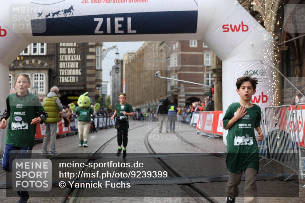 05.10.2025 - 20. swb-Marathon Bremen Yannick Fuchs http://msf.ph/oto/9239399 05.10.2025 15:18:44 Ziel  meine-sportfotos.de