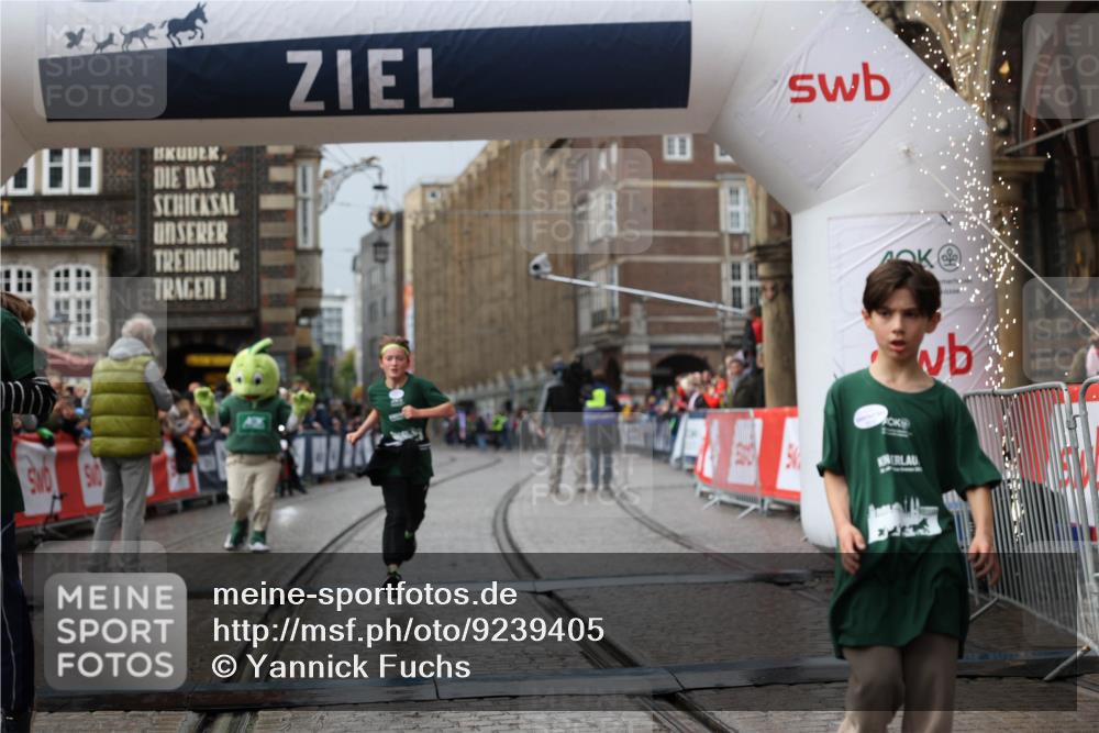 05.10.2025 - 20. swb-Marathon Bremen Yannick Fuchs http://msf.ph/oto/9239405 05.10.2025 15:18:45 Ziel  meine-sportfotos.de