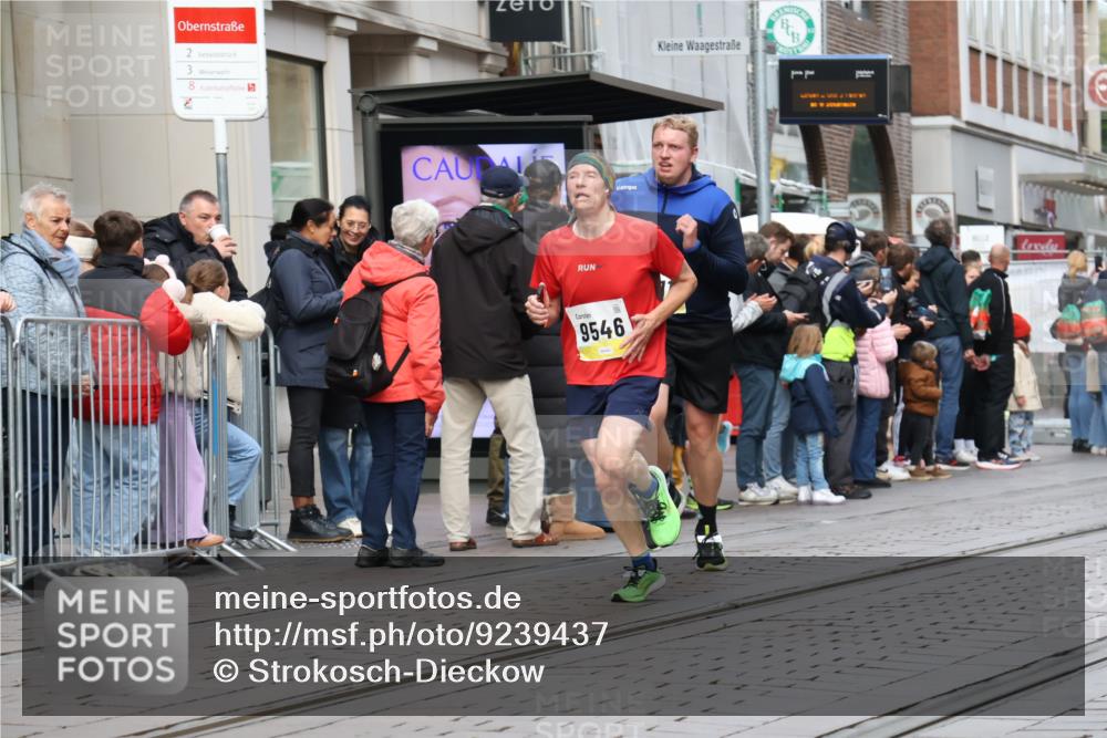 05.10.2025 - 20. swb-Marathon Bremen Strokosch-Dieckow http://msf.ph/oto/9239437 05.10.2025 10:46:54 Ziel 9411, 9428, 9546, 9562, 9670, 9711, 10637, 10667, 11498, 11705, 11742, 9411, 9428, 9546, 9562, 9670, 9711, 10637, 10667, 11498, 11705, 11742 meine-sportfotos.de