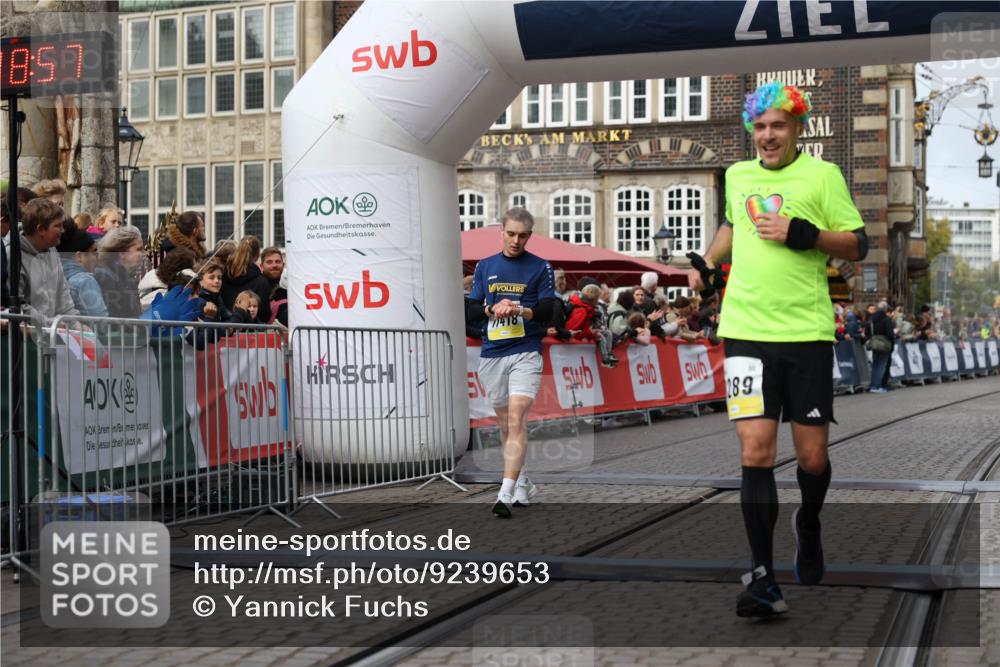 05.10.2025 - 20. swb-Marathon Bremen Yannick Fuchs http://msf.ph/oto/9239653 05.10.2025 10:39:46 Ziel 9289, 9671, 10525, 11418, 11474 meine-sportfotos.de